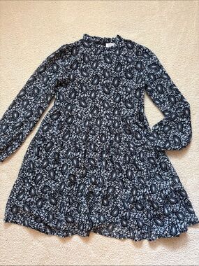 Molly Bracken Floral Long-Sleeve Tiered Dress
